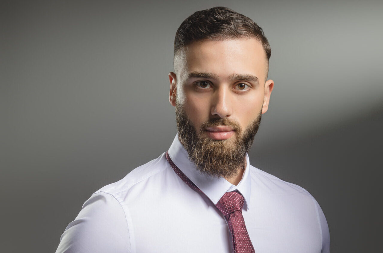 Ahmet en portrait professionnel au Studio Salvucci