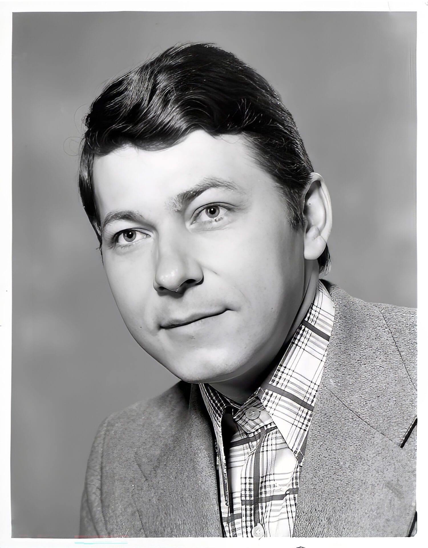 Restauration,Restauration Photo,Retouche photo ancienne,Reparation photo déchirée,Nettoyage numérique,Héritage familial,Généalogie,Archives photographiques,Conservation de souvenirs,Tirage,Tirage d'art,Metz,Photographe Metz