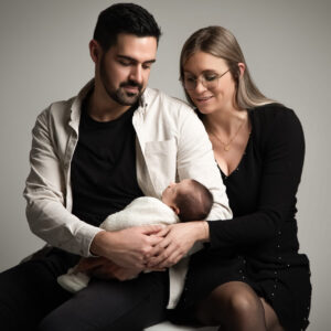 Clara, Valentin et Albane en séance Famille, Naissance au Studio Salvucci, Montigny-Lès-Metz, Lorraine
