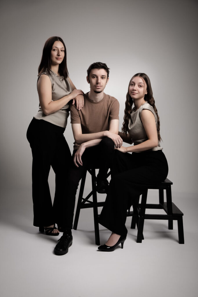 Photo de groupe trois jeunes adultes Studio Salvucci, Photographe Metz