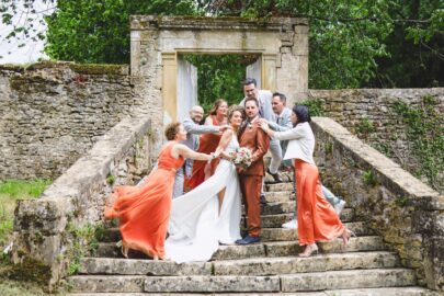 Emilie et Vincent avec leurs témoins lors de leur mariage par le Studio Salvucci Emilie et Vincent avec leurs témoins lors de leur mariage par le Studio Salvucci