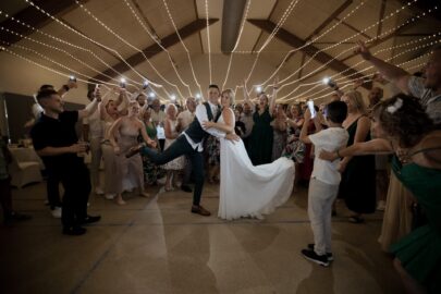 Mélina et Jordi lors des festivités par le Studio Salvucci Mélina et Jordi lors des festivités par le Studio Salvucci