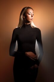 Marie au Studio Salvucci pour une séance mode / mannequin Marie au Studio Salvucci pour une séance mode / mannequin